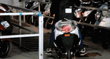 專業(yè)生產(chǎn)PVC護(hù)套、銅排、鋁排、新能源電池銅/鋁軟連接-人禾電子